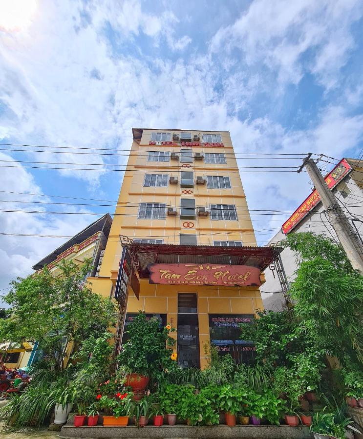 ホテルKhach San Tam Son ハザン エクステリア 写真